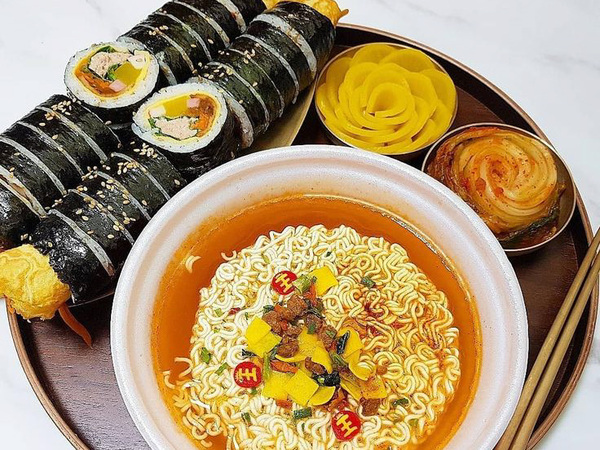 Harga Kimbap Hingga Mie Instan di Korsel Naik Dampak Inflasi