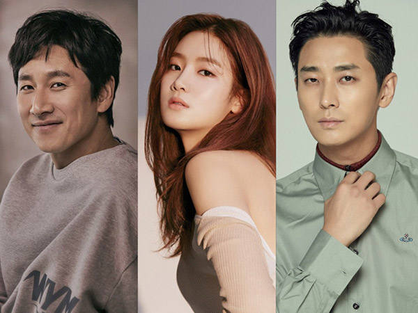 Joo Ji Joon Hingga Park Ju Hyun Bintangi Film Garapan PH Along with the Gods