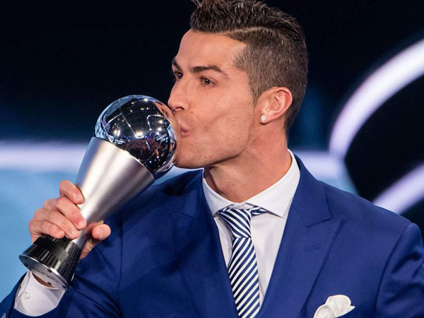 Cara Ronaldo 'Move On' dari Mantan Klub: Jual Semua Aset Senilai Ratusan Miliar!