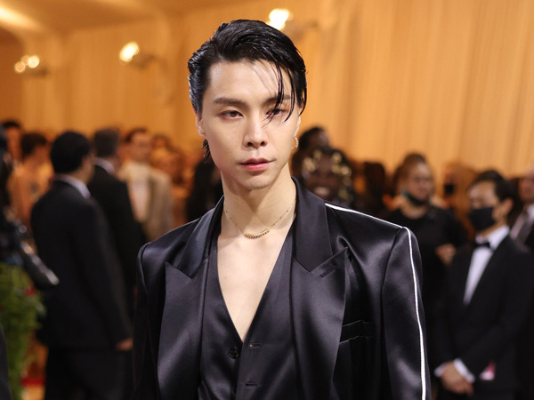 Tampil Super Ganteng, Johnny NCT Jadi Satu-Satunya Idol K-Pop yang Hadir di Met Gala 2022