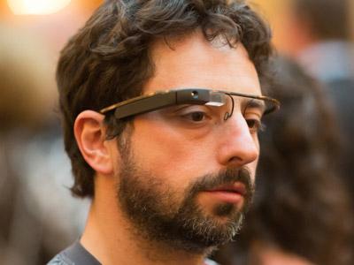 Wow, Google Glass Bisa Memotret Dengan Kedipan!