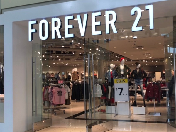 Forever 21 Akan Tutup Beberapa Toko, Pailit dan Menuju Kebangkrutan?