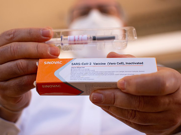 Vaksin Covid-19 Sinovac dari China Kini Resmi Halal MUI!
