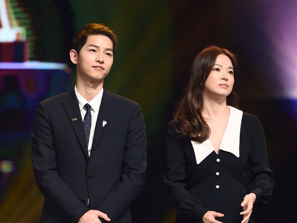 Orangtua Song Joong Ki Dikabarkan Bongkar Pernak Pernik Song Hye Kyo dari Rumah