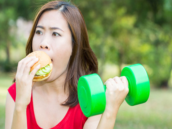 Jangan Konsumsi Makan dan Minum Ini Sebelum Olahraga