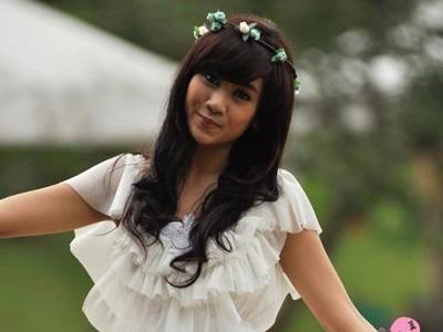 Pasca Hengkang dari Cherrybelle, Anisa Ubah Nama Twitter dan Facebook