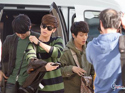 Ke Jakarta, CN Blue Bergaya Winter Casual Chic di Bandara