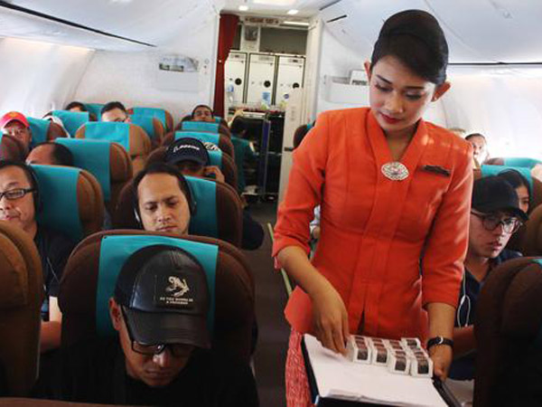 Fakta Mengejutkan yang Disembunyikan Pilot dan Pramugari dalam Penerbangan (Part 2)