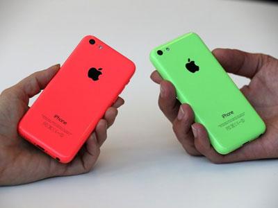 Di China iPhone 5S dan 5C Dibagikan Secara Gratis
