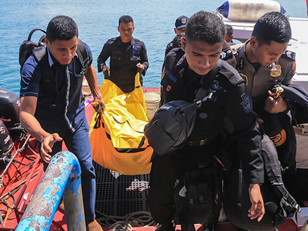 Serpihan dan Potongan Tubuh Terlihat, Kapolda Kepri Sebut Pesawat Polri Meledak di Laut