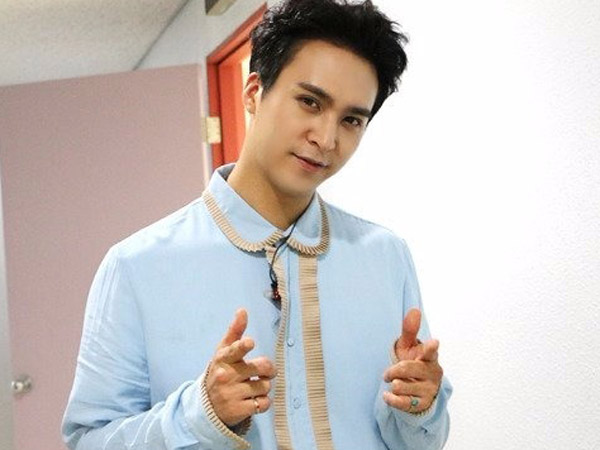 Baiknya, Dongwoon Beast Sengaja Sambangi Toserba untuk Traktir Fans Es Krim!