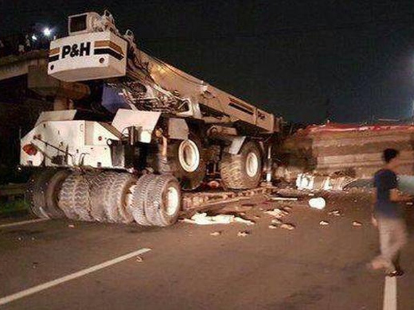 Tabrak Jembatan Tol Jorr Hingga Roboh, Ternyata Supir Ini Tidak Memiliki SIM