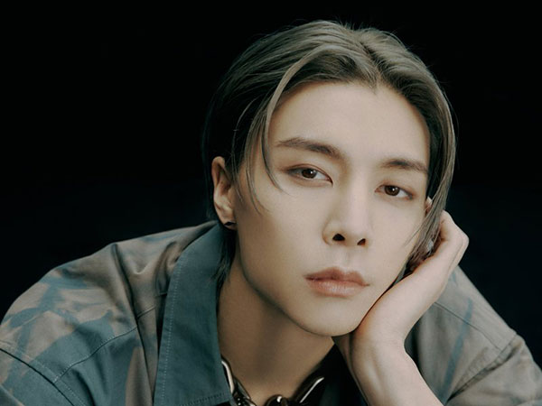 Cedera Tulang Selangka, Johnny NCT Stop Kerja dan Batal ke Indonesia Minggu Ini