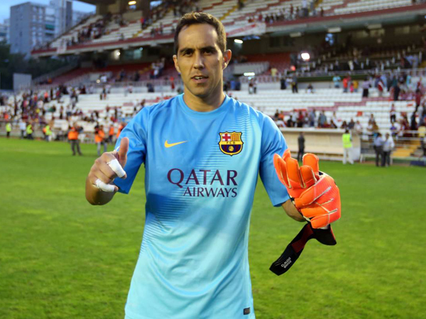 Claudio Bravo Sebut Persahabatan adalah Kunci Kesuksesan Barcelona