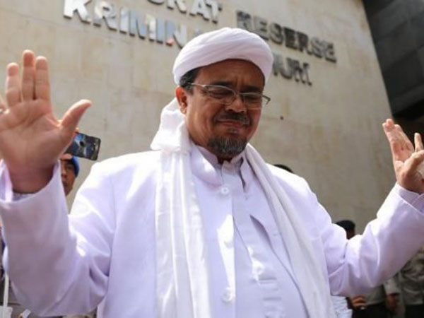 Simpang Siur Sampai Disebut Bahlul, Benarkah Semua Kasus Hukum Habib Rizieq Telah Dihapus?