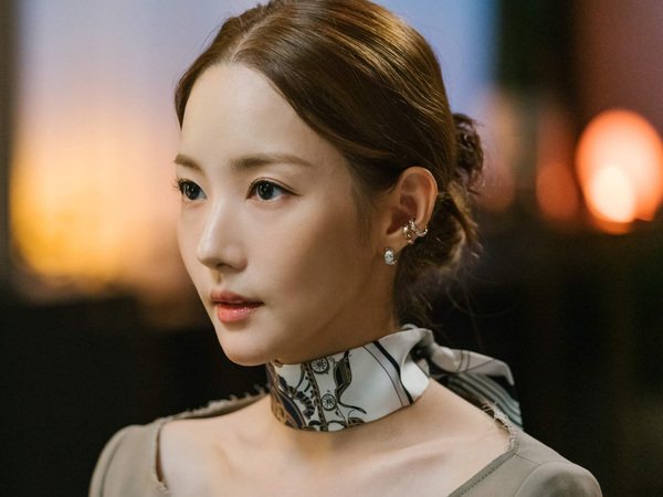 Janji Tampil Beda, Park Min Young Ungkap Usaha Keras untuk Drama 'Love in Contract'