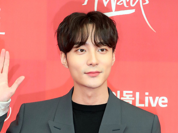 Roy Kim Diterima Wamil di Tentara Angkatan Laut, Masuk Bulan Depan