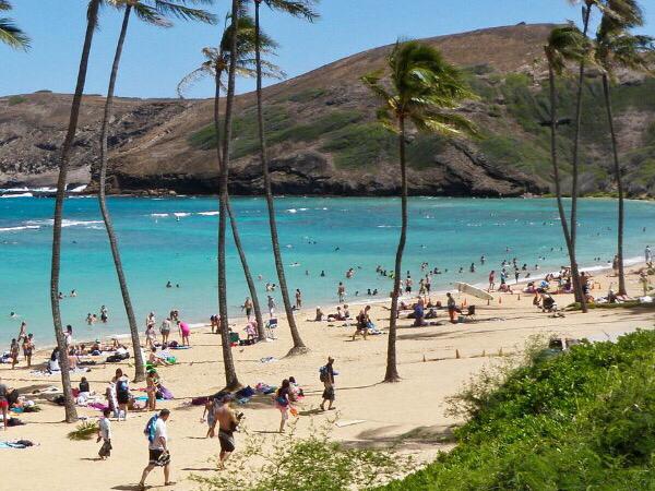 Hawaii Akan Izinkan Wisatawan Masuk Tanpa Karantina