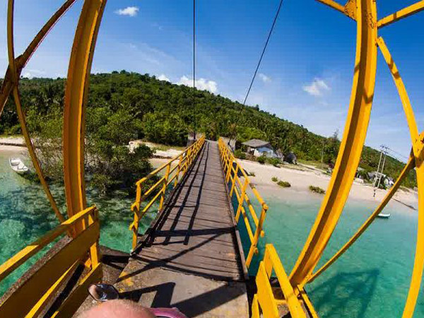 8 Orang Tewas, Ini Detik-Detik Jembatan Cinta Bali Roboh Saat Upacara Keagamaan