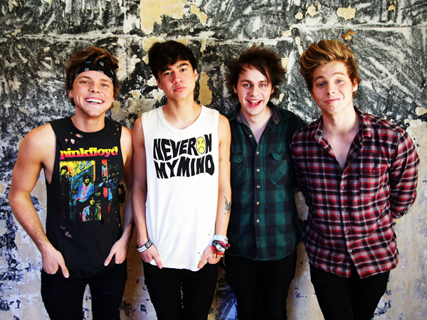 5 Seconds Of Summer 'Senang' Jadi Band Terburuk di Dunia?