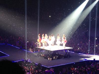 Konser Berjalan Meriah, SNSD: "Indonesia Daebak!!"