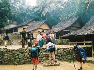 Warga Baduy Protes Agar Agamanya Dicantumkan di KTP