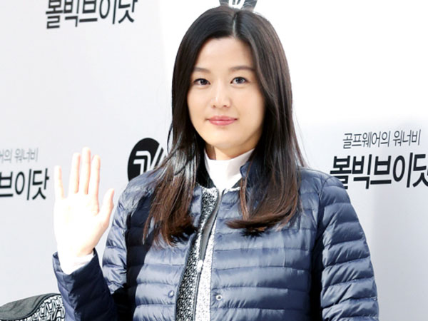 Makin Cantik, Intip Gaya Sporty nan Flawless Jun Ji Hyun Ditengah Kehamilan 6 Bulan!