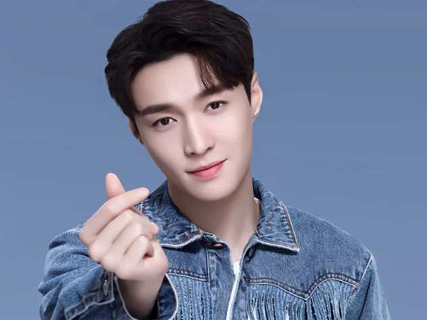 Lay Umumkan Keluar dari SM Entertainment di Hari Anniversary EXO