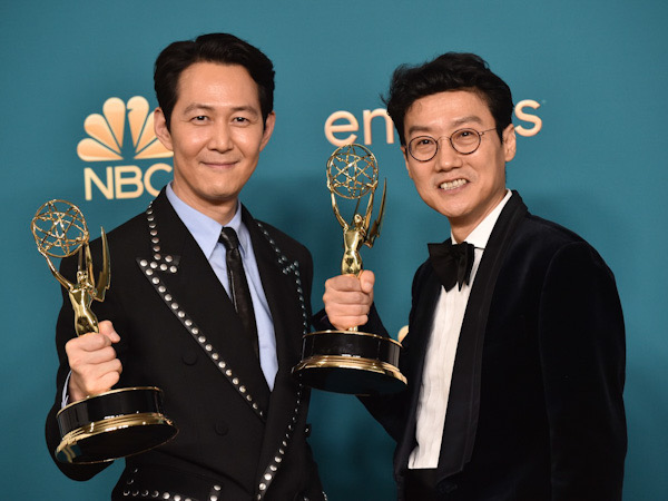 Lee Jung Jae dan Hwang Dong Hyuk Akan Terima Penghargaan Kehormatan dari Pemerintah