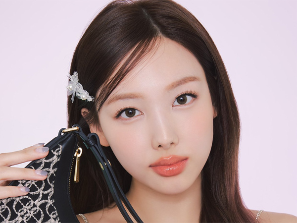 Nayeon TWICE Konfirmasi Comeback Solo dengan 'NA'