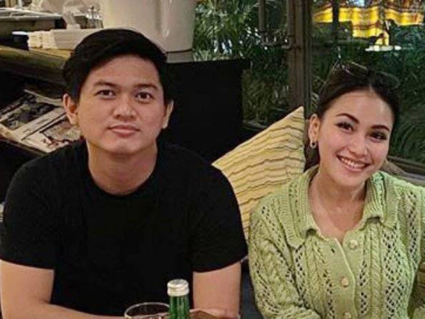 Gandengan Tangan, Ini Sosok Adit yang Disebut Calon Suami Ayu Ting Ting