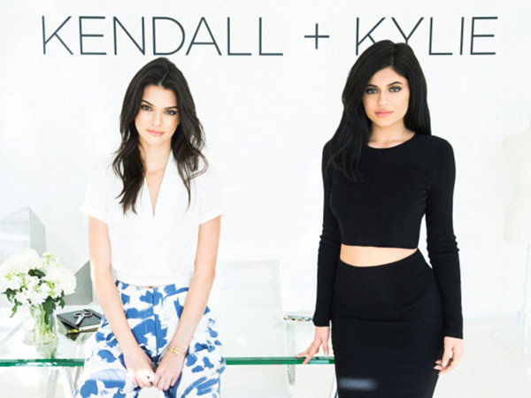 Kendall & Kylie Jenner Resmi Luncurkan Koleksi Fashion Perdananya Lewat Brand 'Kendall + Kylie'!