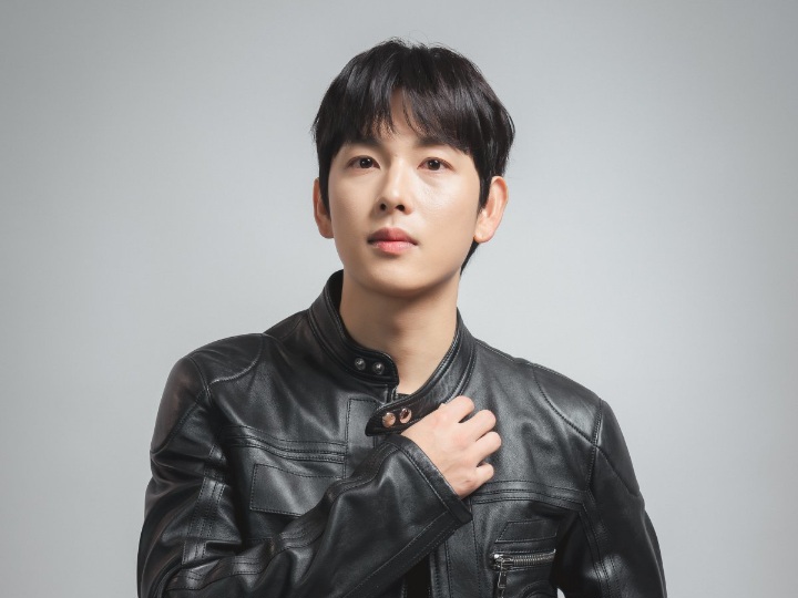 Im Siwan Donasi Ratusan Juta Rupiah untuk Korban Bencana