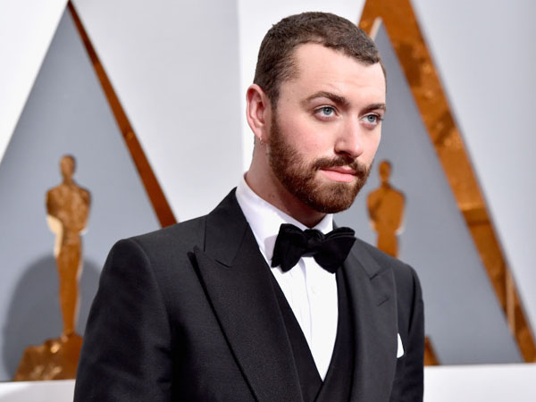 Gara-gara Pidato Kontroversial di Oscar, Sam Smith Berhenti Gunakan Media Sosial?