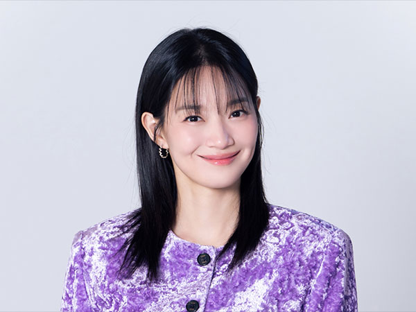 Shin Min Ah Berdonasi 3,3 Miliar ke Tempat yang Sama Dengan Kim Woo Bin