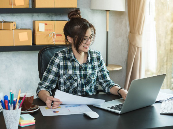 Sambut New Normal, Lebih Banyak Pekerja Pilih WFH Dibanding Masuk Kantor?