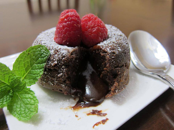 Maniskan Harimu Dengan Kue Choco Lava Dari Resep Ini