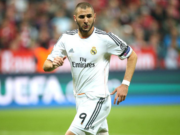 Tinggal Real Madrid Untuk Gabung Arsenal, Benzema Dapat No.9?