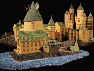 Wow, Fans Harry Potter Bangun Hogwarts dari Lego