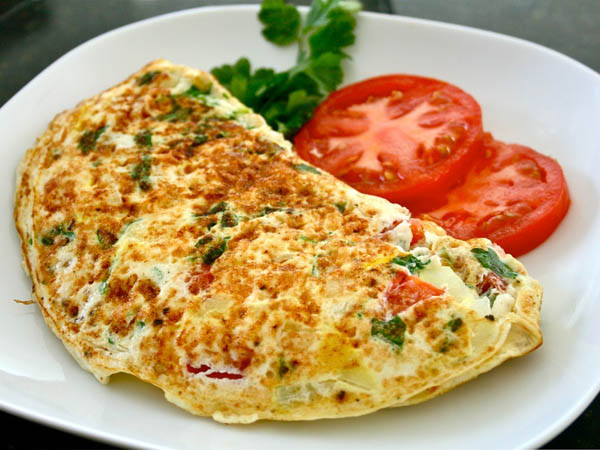 Sering Malas Membuat Sarapan? Coba Menu Mudah Membuat Omelette