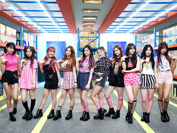 Girl Group PRISTIN Dikabarkan Siap Debutkan Sub Grup Pertama