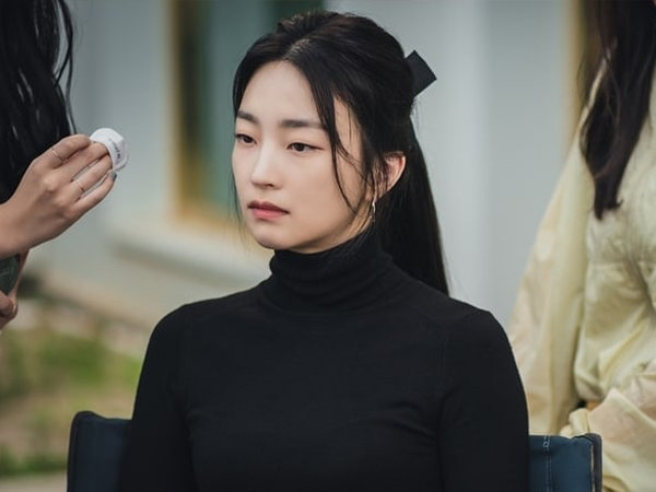 Bintangi Drama Baru 'Sponsor', Ji Yi Soo Bandingkan Perannya di 'When the Camellia Blooms'