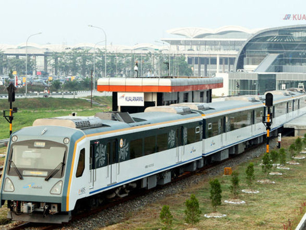 Bantu Tingkatkan Industri Wisata, Kereta Bandara Soekarno-Hatta Akan Siap Beroperasi!