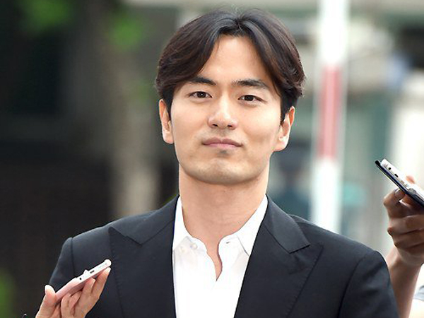 Bantah Tuduhan Pelecehan Seksual, Lee Jin Wook Nyatakan Siap Jalani Tes Kebohongan dan DNA!