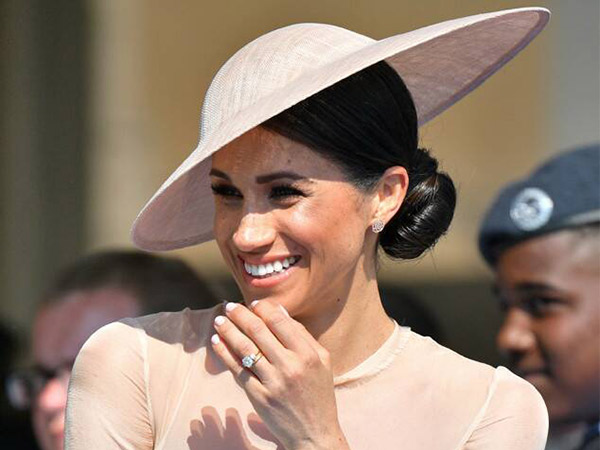 Meghan Markle Diminta Copot Gelar ‘Duchess of Sussex’