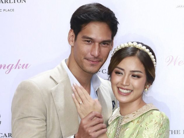 Jessica Iskandar-Richard Kyle Gelar Pertunangan Mewah, Rencana Menikah Tahun Depan!