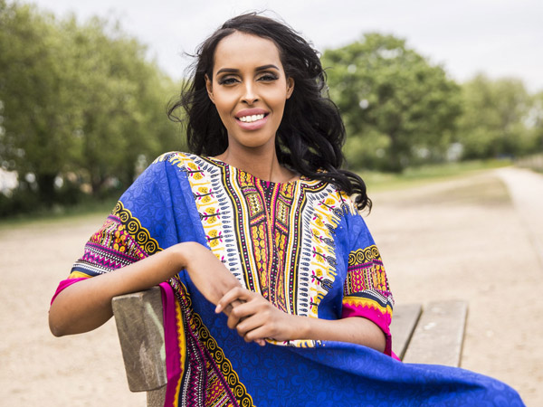 Finalis Miss Universe Ini Perdana Pakai Kaftan di Sesi Swimsuit Miss Universe!