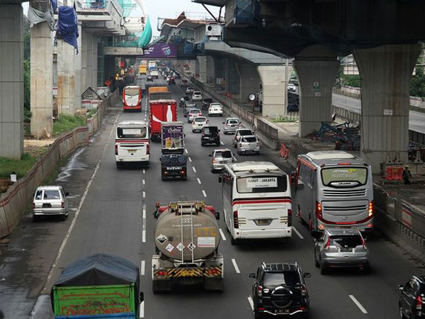 Ayo Pemudik, Pahami Etika Mengemudi yang Baik dan Benar di Tol Satu Arah Masa Libur Lebaran Nanti