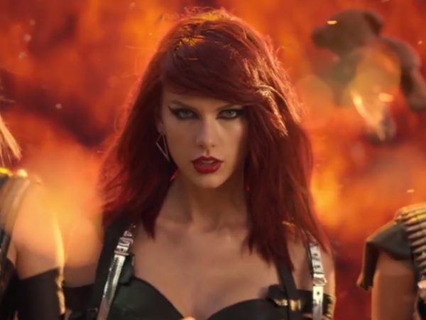 Ini Atlet Tampan Asal Thailand yang Ajari Taylor Swift Beladiri di MV Bad Blood!