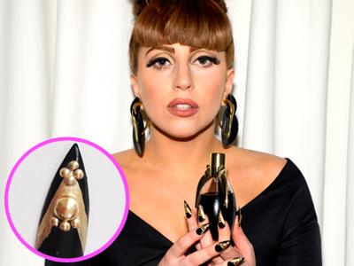 Kuku Palsu Lady Gaga Terjual 120 Juta Rupiah